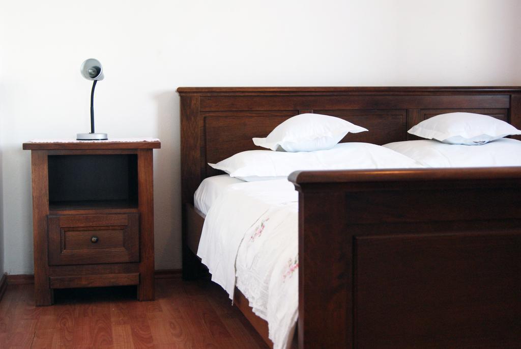 Apartmani Braco Caratan Zavala Kültér fotó